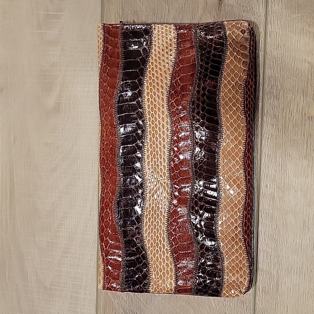 Saks Fifth Avenue Vintage Snakeskin Pattern Clutch Purse 3 shades of brown - Picture 2 of 5